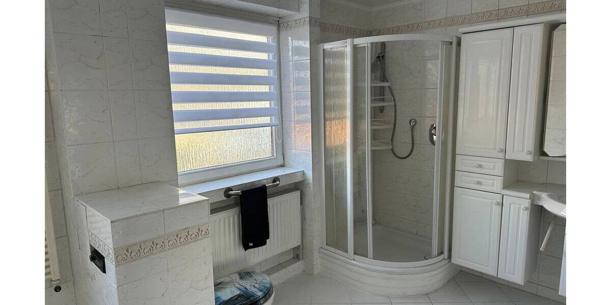 Etagenwohnung Hamburg Marmstorf - 4 Zimmer, 111 m&sup2;, 250.000&euro; | Angebot:26065114