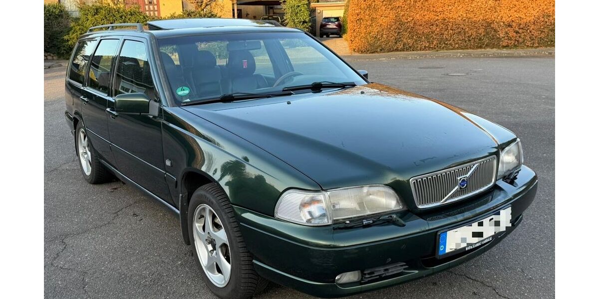 Volvo XC70 400.000 km 5.000 &euro; Elmshorn 25335