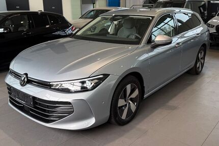 VW Passat Variant 24.857 km 29.999 &euro; Tornesch 25436