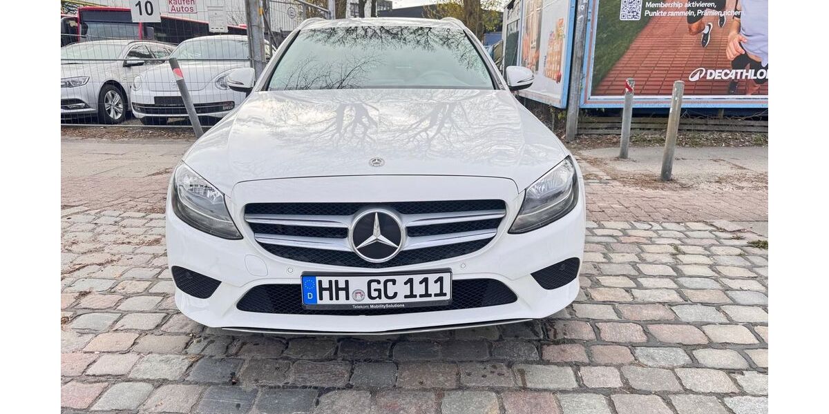 Mercedes-Benz C 220 179.000 km 14.990 &euro; HAMBURG 20537