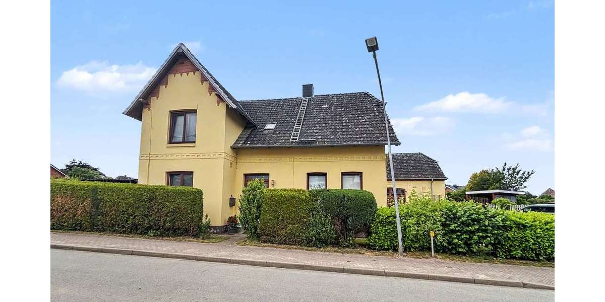 Einfamilienhaus Pölitz - 14 Zimmer, 420 m&sup2;, 589.000&euro; | Angebot:26950300