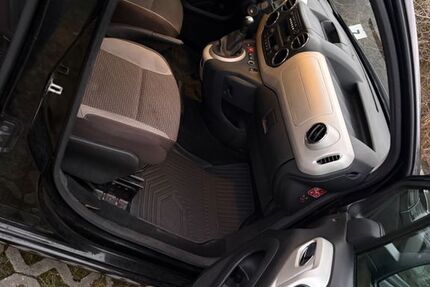 Peugeot Partner Tepee 181.000 km 5.500 &euro; Hamburg 21129