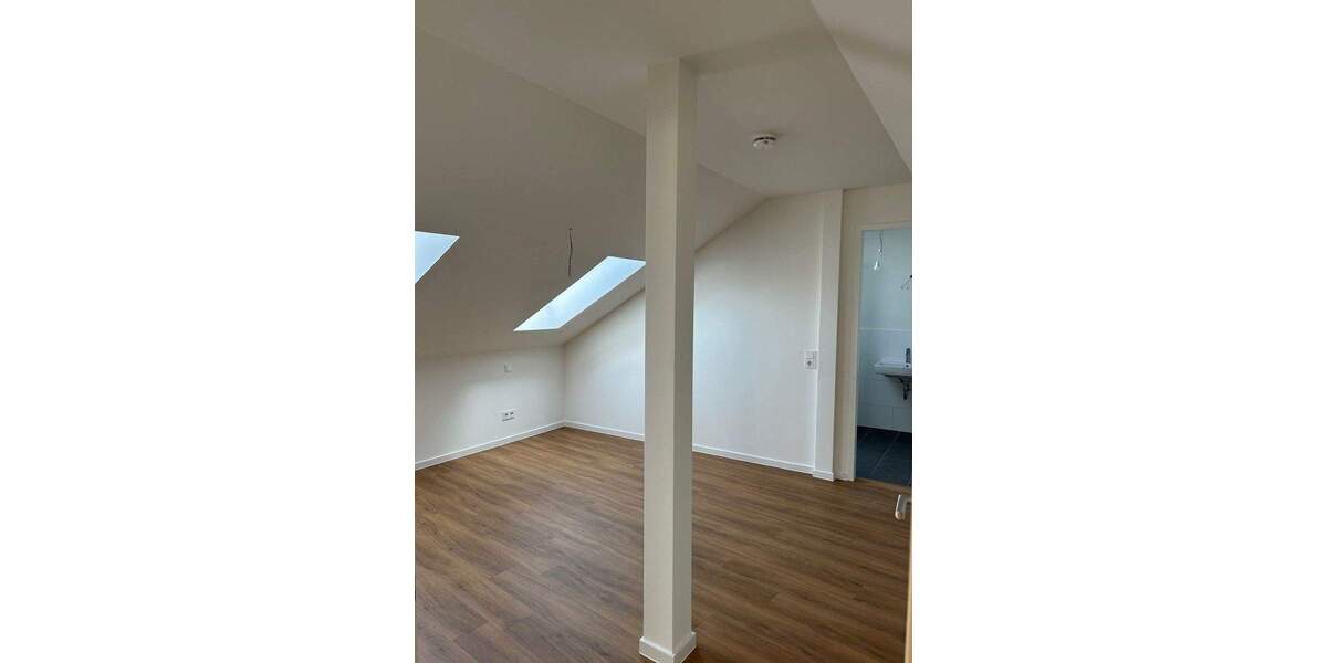 Etagenwohnung Ammersbek Lottbek - 2 Zimmer, 102 m&sup2;, 1.581&euro; | Angebot:25674576