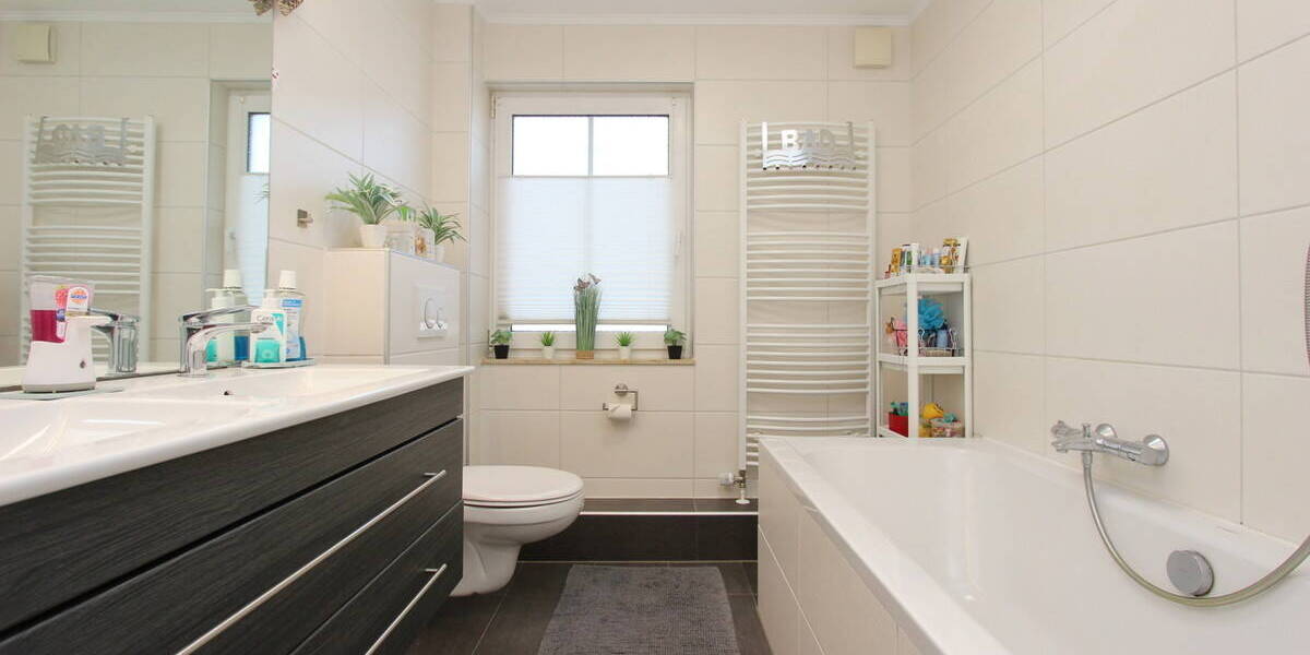 Doppelhaushälfte Elmshorn - 4 Zimmer, 107 m&sup2;, 399.000&euro; | Angebot:25700596