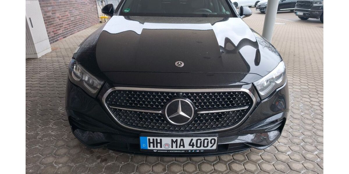 Mercedes-Benz E 220 18.207 km 51.500 &euro; Hamburg 21035