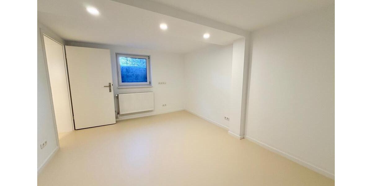 Erdgeschoßwohnung Hamburg Niendorf - 4 Zimmer, 120 m&sup2;, 2.645&euro; | Angebot:25570810