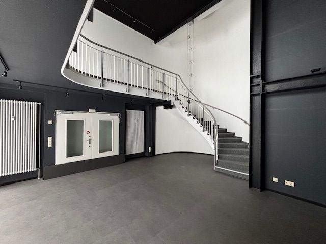 Gewerbeobjekt Ahrensburg - 8 Zimmer, 293 m&sup2;, 3.100&euro; | Angebot:25895547