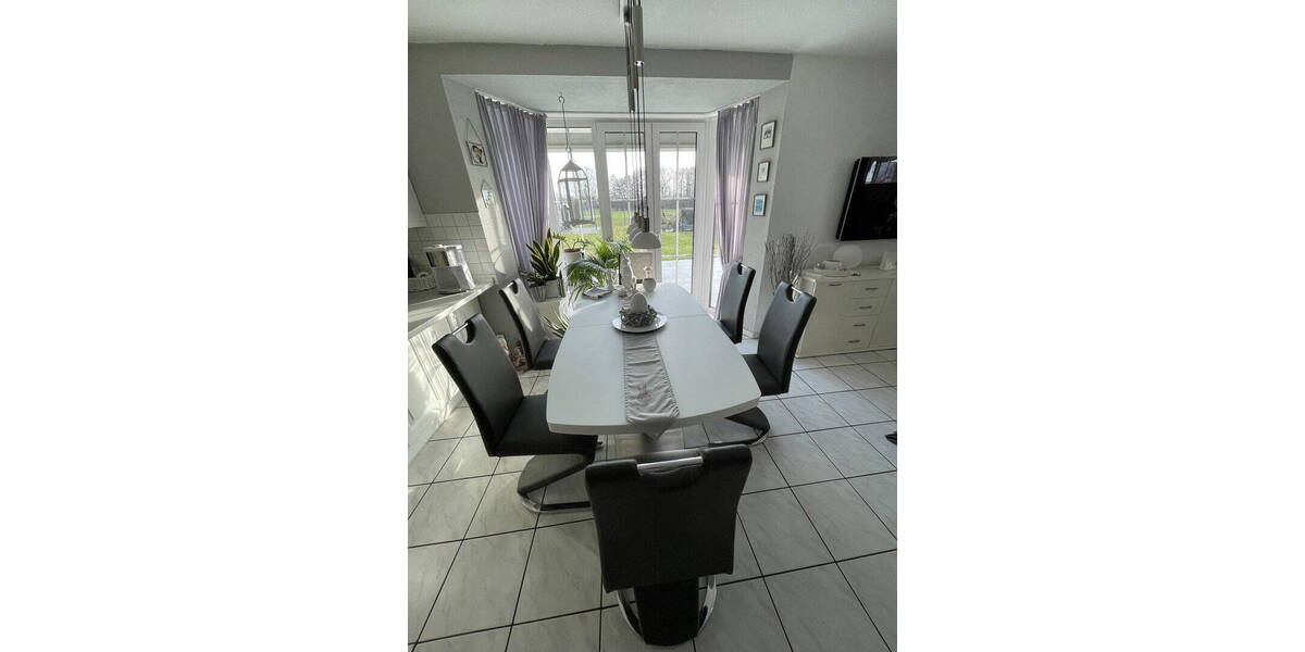 Doppelhaushälfte Rellingen - 3 Zimmer, 138 m&sup2;, 669.000&euro; | Angebot:26053649