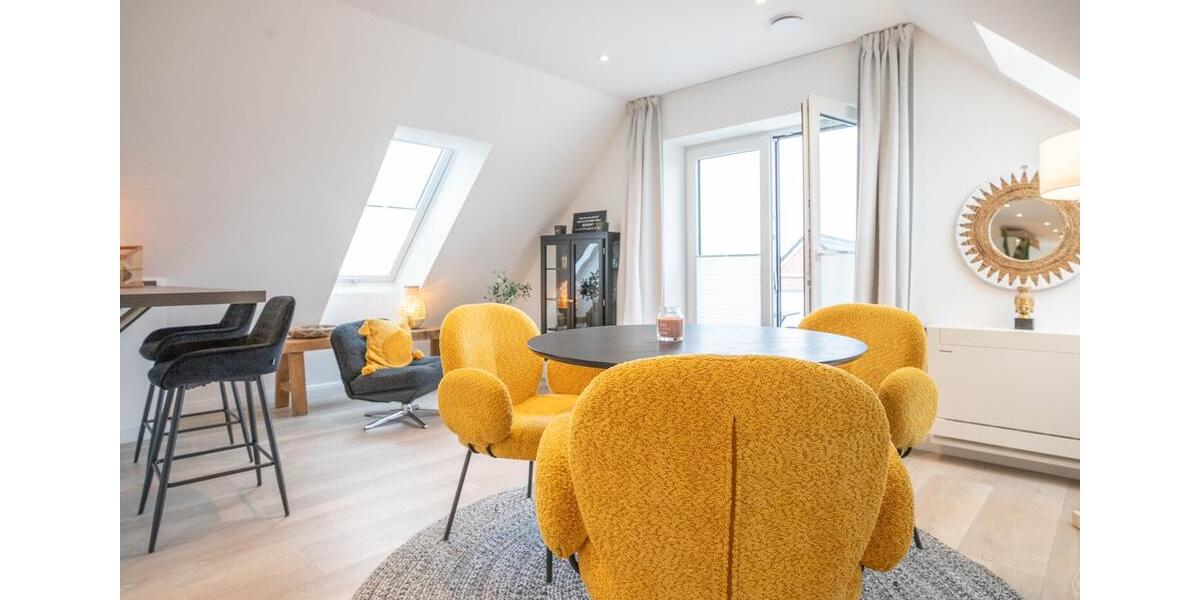 Dachgeschoßwohnung Uetersen - 2 Zimmer, 75 m&sup2;, 2.400&euro; | Angebot:26715463