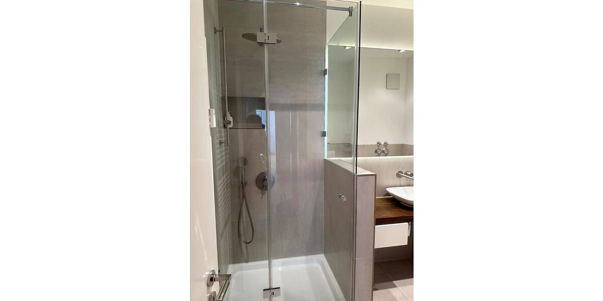 Etagenwohnung Hamburg Altstadt - 3 Zimmer, 122 m&sup2;, 2.590&euro; | Angebot:25546486