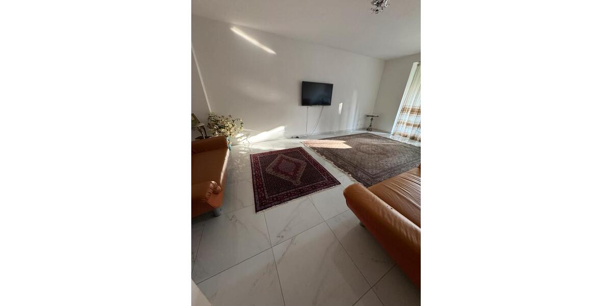 Etagenwohnung Hamburg Wandsbek - 2 Zimmer, 76 m&sup2;, 295.000&euro; | Angebot:25923810