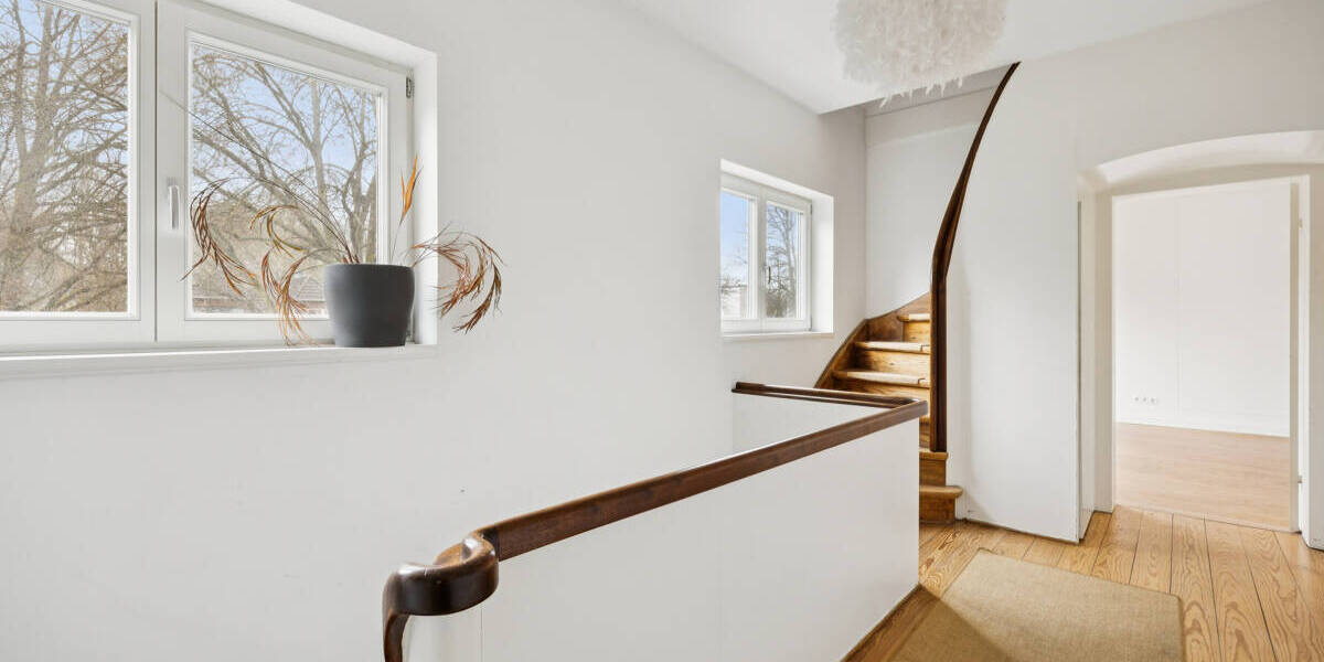 Mehrfamilienhaus, Wohnhaus Hamburg / Groß Borstel Groß Borstel - 7 Zimmer, 212 m&sup2;, 1.450.000&euro; | Angebot:26026859