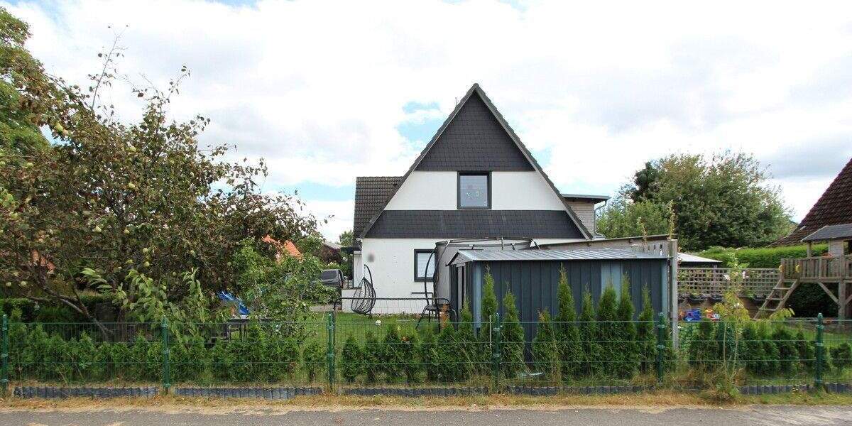 Einfamilienhaus Barmstedt - 9 Zimmer, 237 m&sup2;, 529.000&euro; | Angebot:25743534