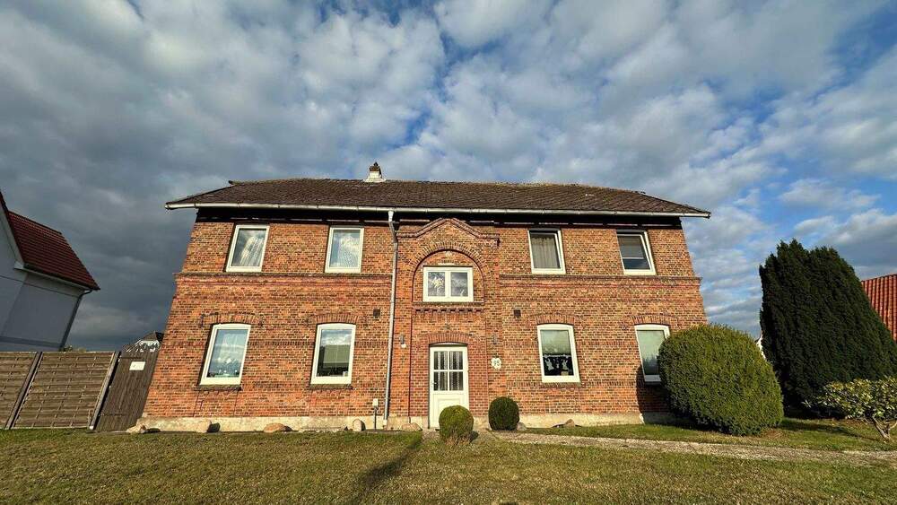 Mehrfamilienhaus, Wohnhaus Moorrege - 8 Zimmer, 180 m&sup2;, 449.000&euro; | Angebot:25697861