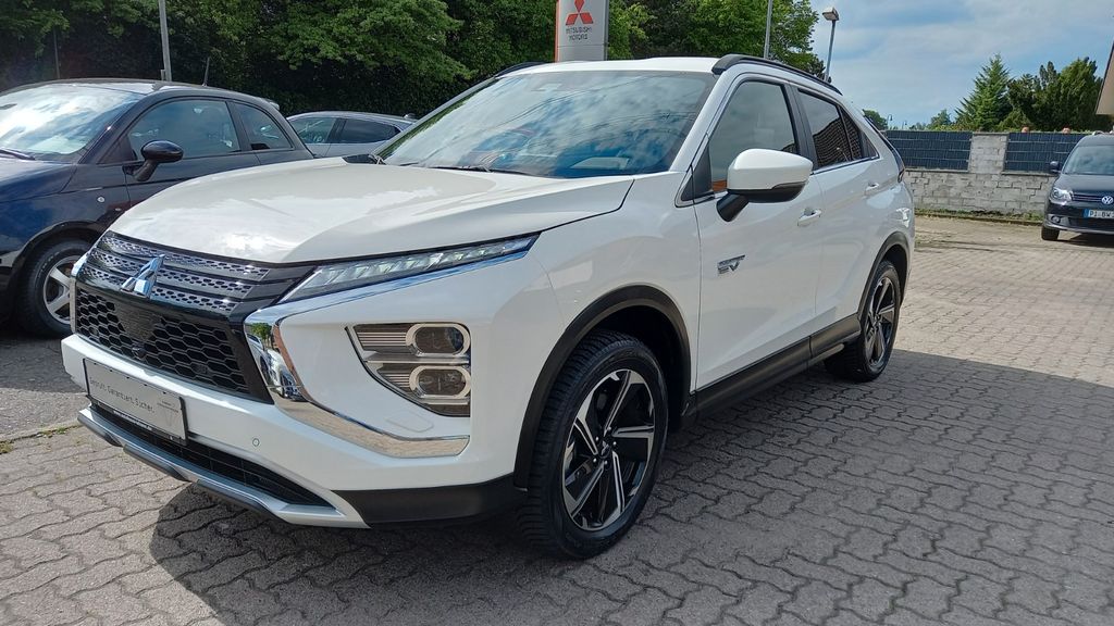 Mitsubishi Eclipse Cross 15.100 km 21.490 &euro; Moorrege 25436