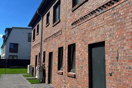 Haus Norderstedt Garstedt - 5 Zimmer, 145 m&sup2;, 2.300&euro; | Angebot:26633131