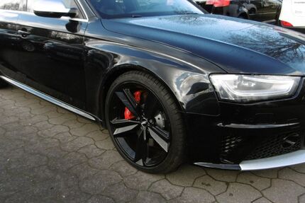 Audi RS4 140.764 km 34.900 &euro; Hamburg 22459