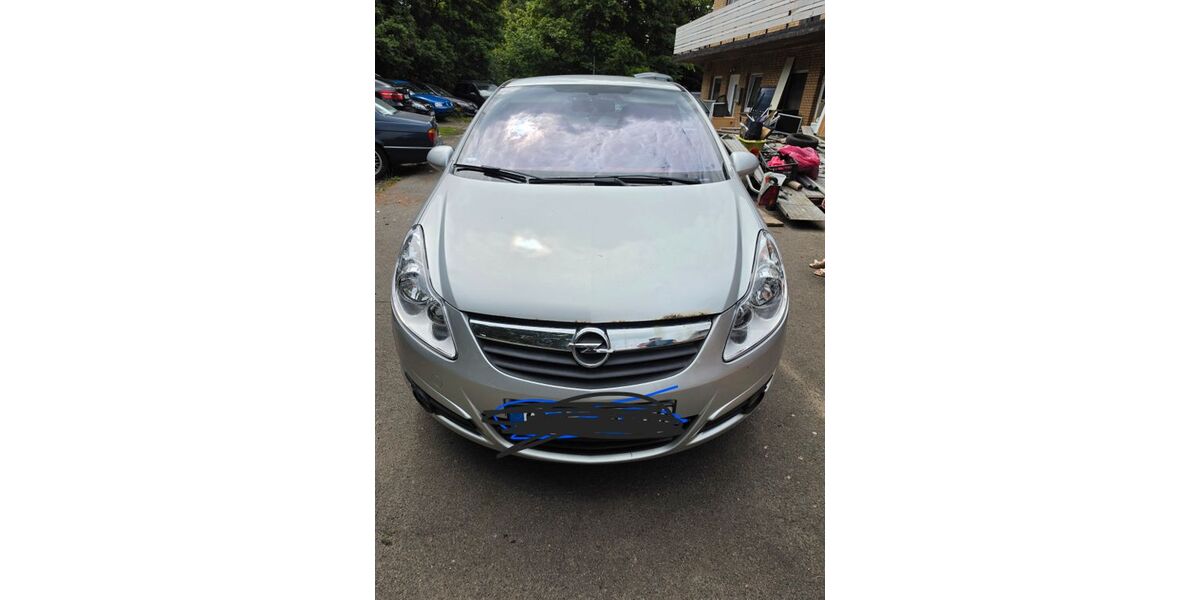 Opel Corsa 109.000 km 1.399 &euro; Travenbrück 23843
