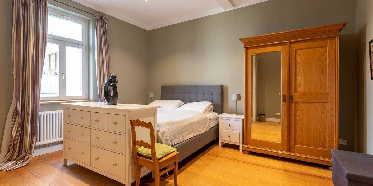 Etagenwohnung Hamburg St. Georg - 5 Zimmer, 151 m&sup2;, 4.250&euro; | Angebot:26797849