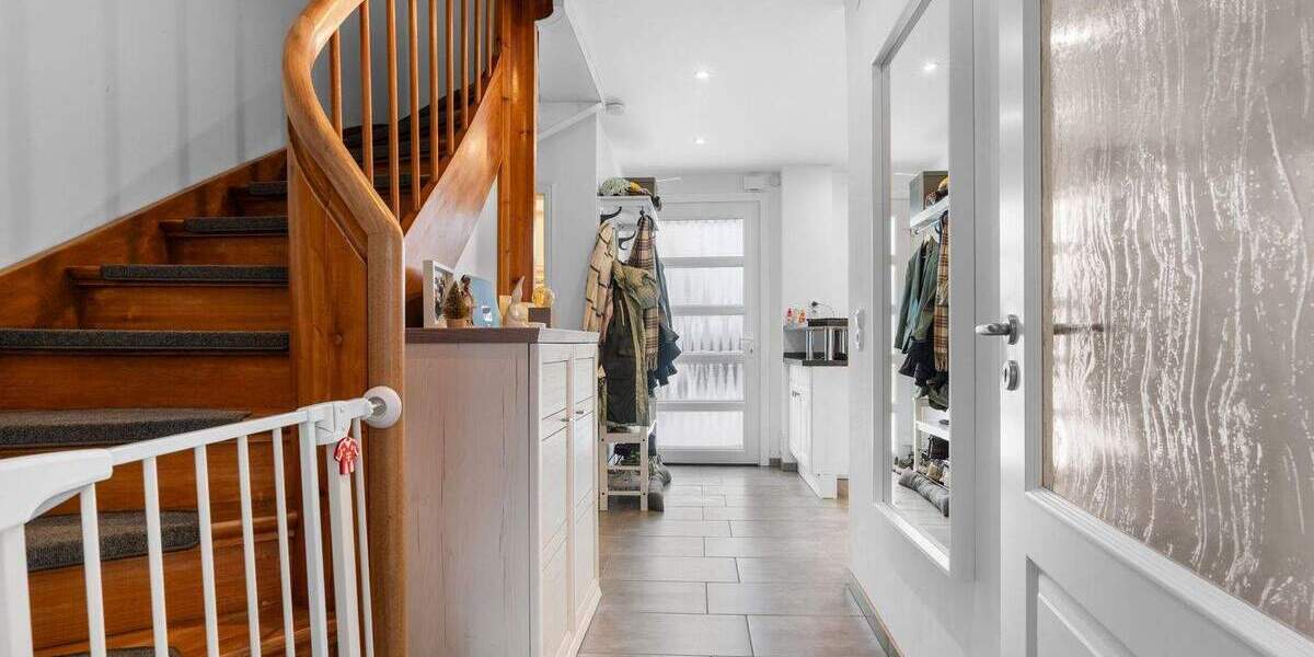 Reihenmittelhaus Hamburg/ Harburg Neugraben-Fischbek - 4 Zimmer, 93 m&sup2;, 399.000&euro; | Angebot:25667900