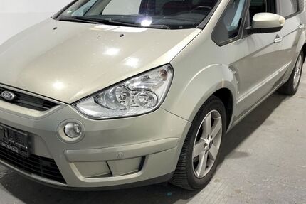 Ford S-Max 283.000 km 3.450 &euro; Norderstedt 22848