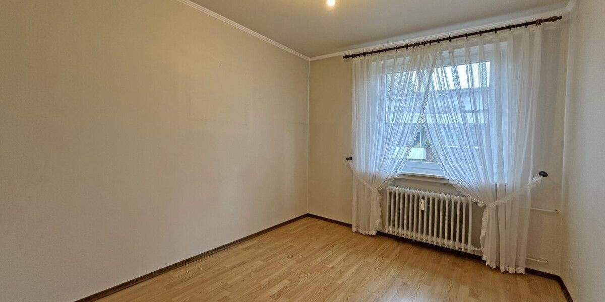Etagenwohnung Hamburg Rahlstedt - 2 Zimmer, 72 m&sup2;, 295.000&euro; | Angebot:25670008