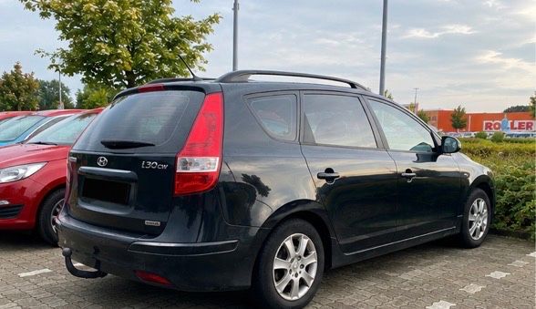 Hyundai i30 292.000 km 2.300 &euro; Rellingen 25462