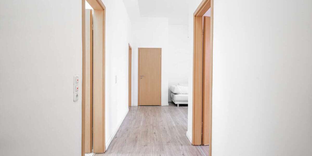 Etagenwohnung Pinneberg - 2 Zimmer, 65 m&sup2;, 179.000&euro; | Angebot:20688926