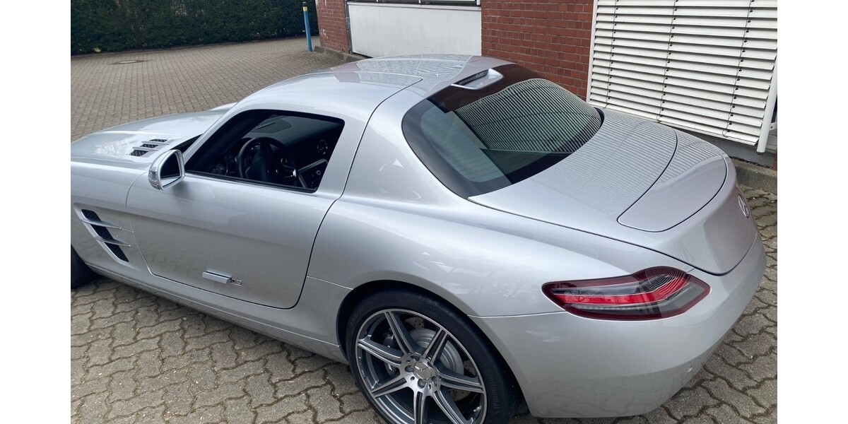 Mercedes-Benz SLS AMG 2.900 km 330.000 &euro; Hamburg 20038