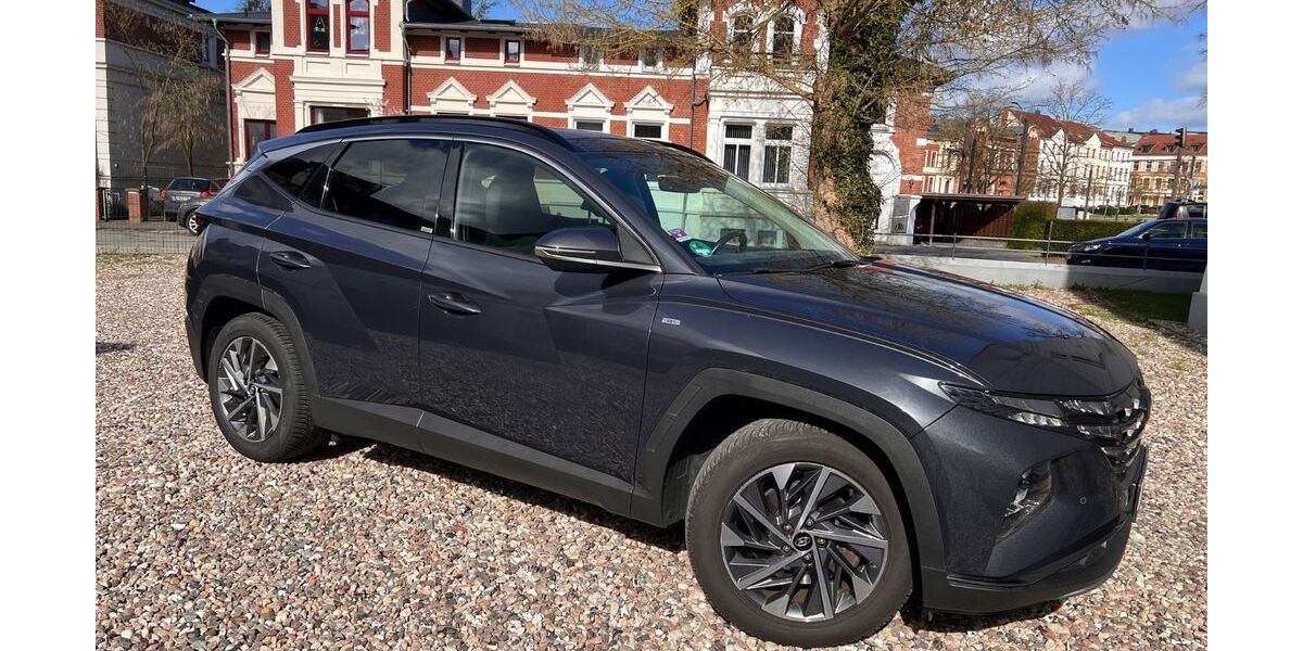 Hyundai TUCSON 64.000 km 25.799 &euro; Bargteheide 22941