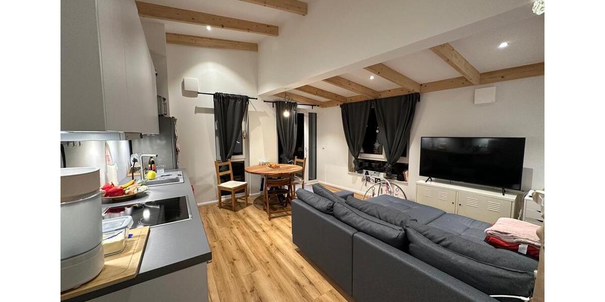 Dachgeschoßwohnung Hamburg Wandsbek - 3 Zimmer, 59 m&sup2;, 1.360&euro; | Angebot:24875698