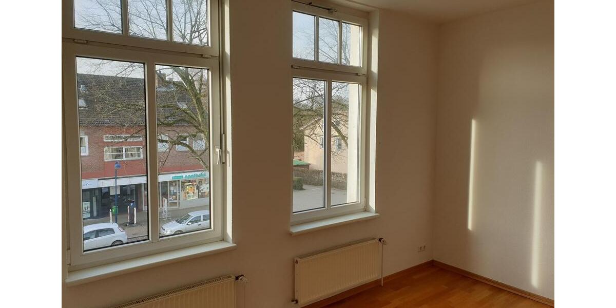 Etagenwohnung Bad Oldesloe - 4 Zimmer, 103 m&sup2;, 1.288&euro; | Angebot:25623302