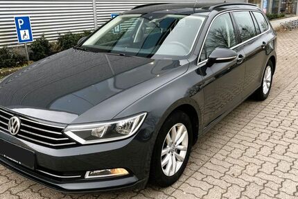 VW Passat Variant 237.500 km 9.500 &euro; Halstenbek 25469