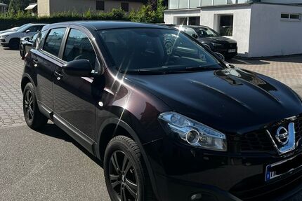 Nissan Qashqai 88.000 km 10.490 &euro; Hamburg 20535