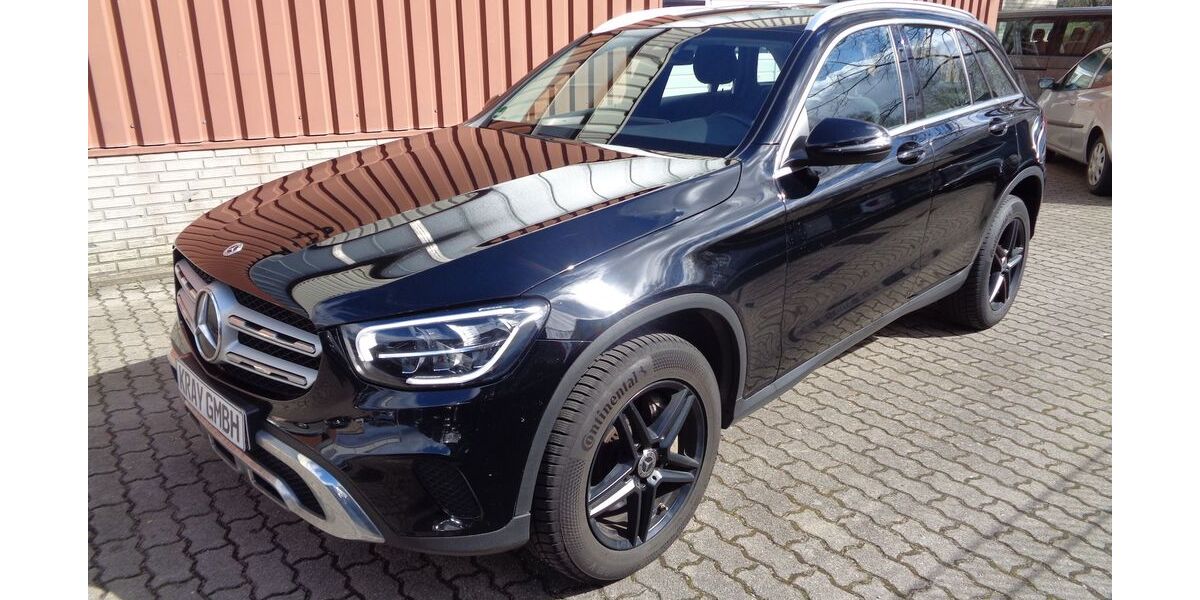 Mercedes-Benz GLC 300 181.372 km 23.500 &euro; Hamburg 22399