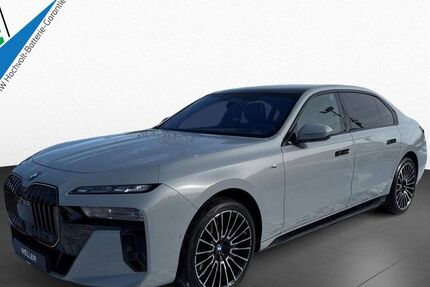 BMW i7 22.448 km 97.350 &euro; Hamburg 21073