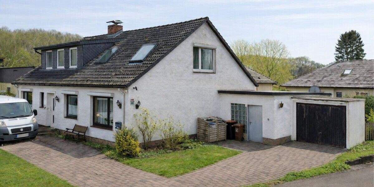 Mehrfamilienhaus, Wohnhaus Sievershütten - 7 Zimmer, 179 m&sup2;, 329.000&euro; | Angebot:25700599