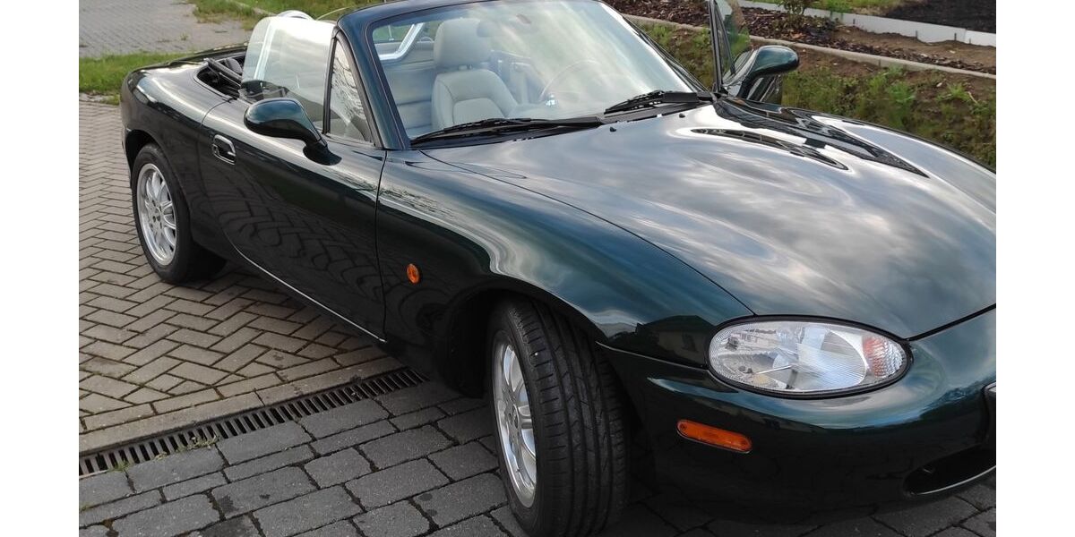 Mazda MX-5 48.000 km 10.900 &euro; Neversdorf 23816