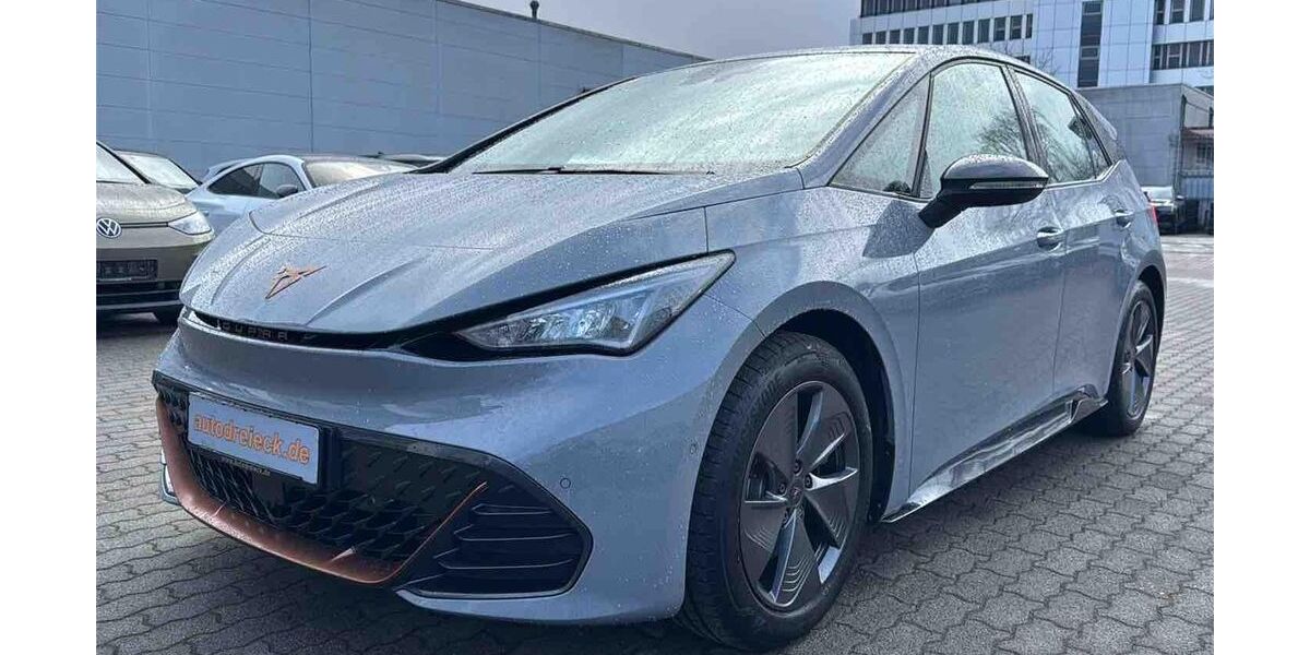 Cupra Born 32.092 km 22.450 &euro; Hamburg 22047