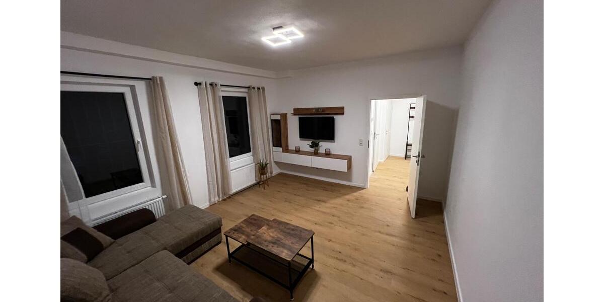 Erdgeschoßwohnung Hamburg Harburg - 4 Zimmer, 82 m&sup2;, 1.550&euro; | Angebot:25838900