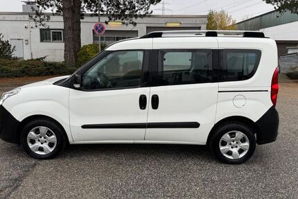 Opel Combo 126.707 km 3.999 &euro; Barsbüttel 22885