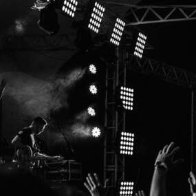 LØLØ 28.04.2026 Logo