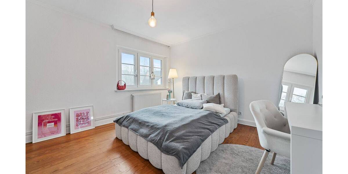 Einfamilienhaus Hamburg Sasel - 9 Zimmer, 216 m&sup2;, 1.250.000&euro; | Angebot:25959226