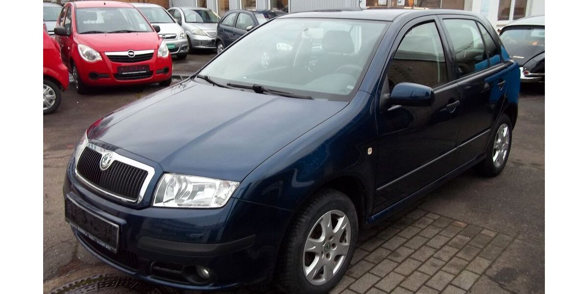 Skoda Fabia 184.500 km 2.750 &euro; Pinneberg 25421
