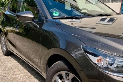 Mazda 2 55.000 km 14.300 &euro; Hamburg 22081