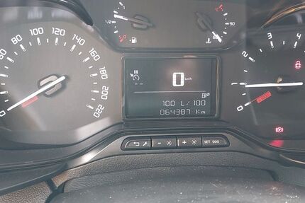 Toyota Proace City 65.000 km 10.500 &euro; Hamburg 22523