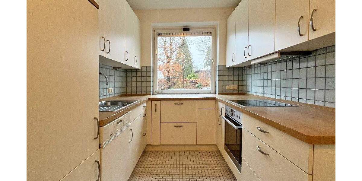 Etagenwohnung Hamburg Wellingsbüttel - 4 Zimmer, 165 m&sup2;, 2.550&euro; | Angebot:25851714