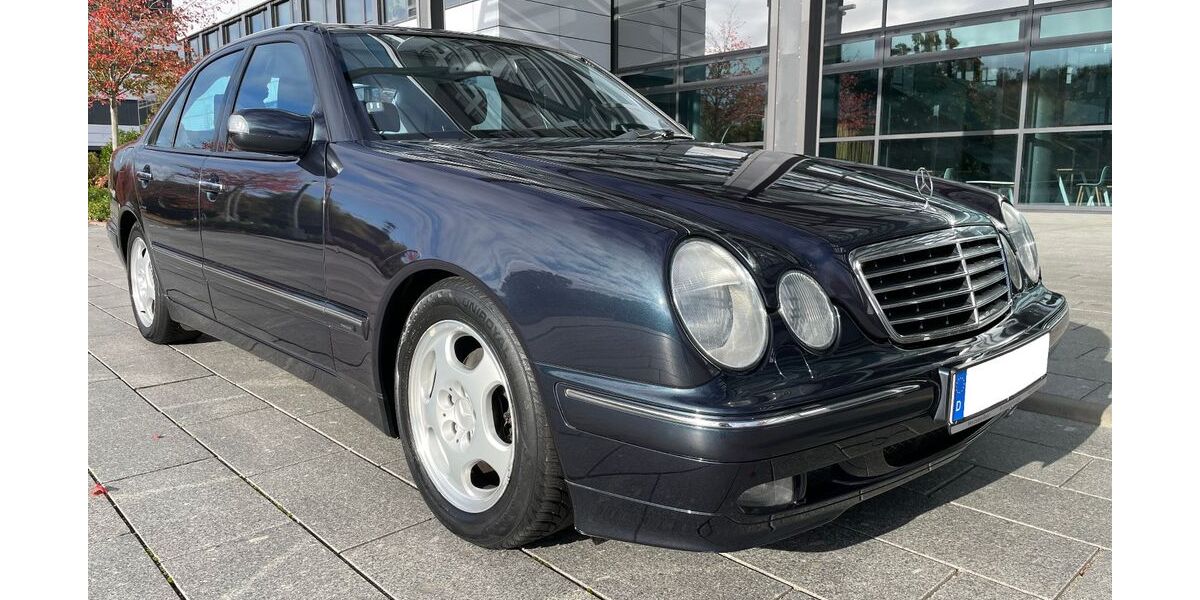 Mercedes-Benz E 240 193.676 km 5.999 &euro; Hamburg 22359