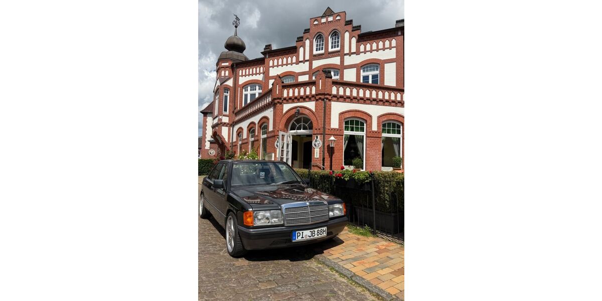 Mercedes-Benz 190 194.000 km 7.990 &euro; Barmstedt 25355