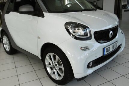 Smart ForTwo 49.900 km 12.800 &euro; Hamburg 22459